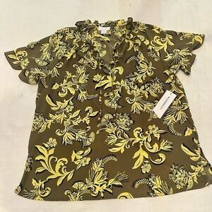 NWT Liz Claiborne Short Sleeve Top - Womens Size Medium - Chartreuse and Green